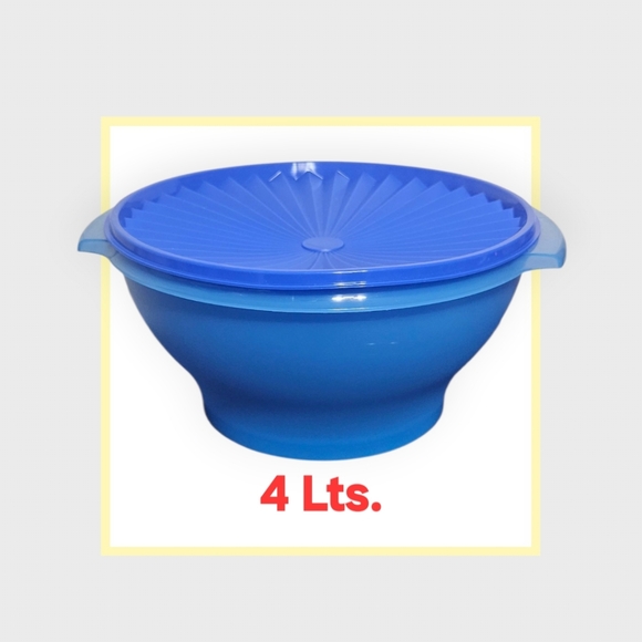 Tupperware Other - Tupperware Blue Covered Mixing Bowl with Lid
